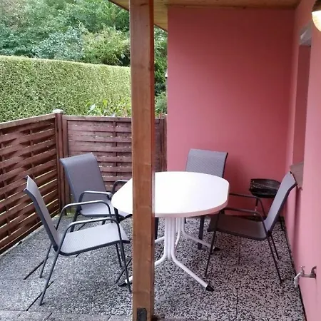 Dom wakacyjny Holiday Apartment With 2 Bedrooms Hooksiel