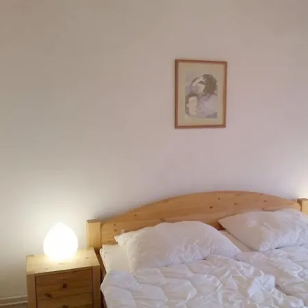 Dom wakacyjny Holiday Apartment With 2 Bedrooms Hooksiel
